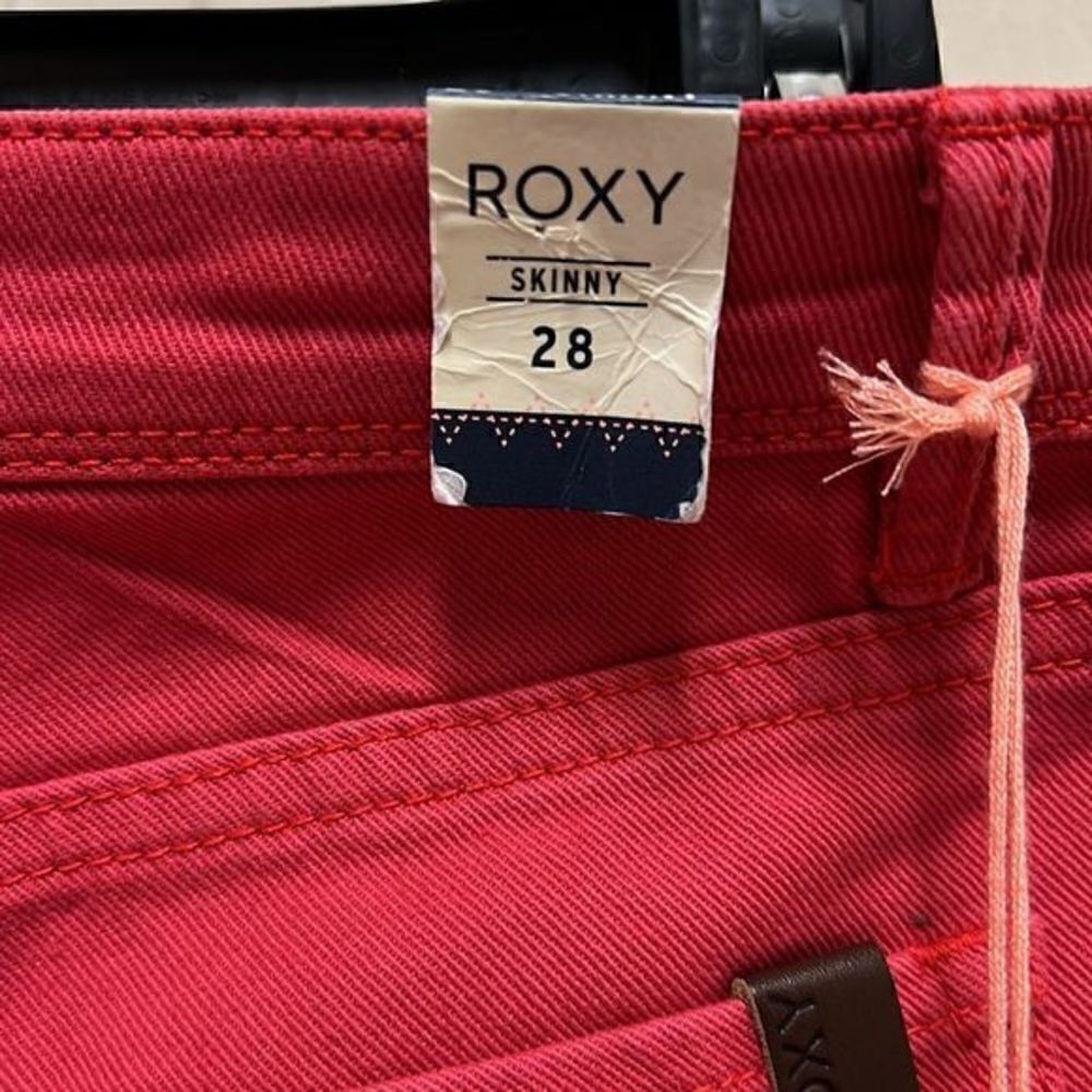 Roxy Skinny Jeans    - Picture 5 of 10